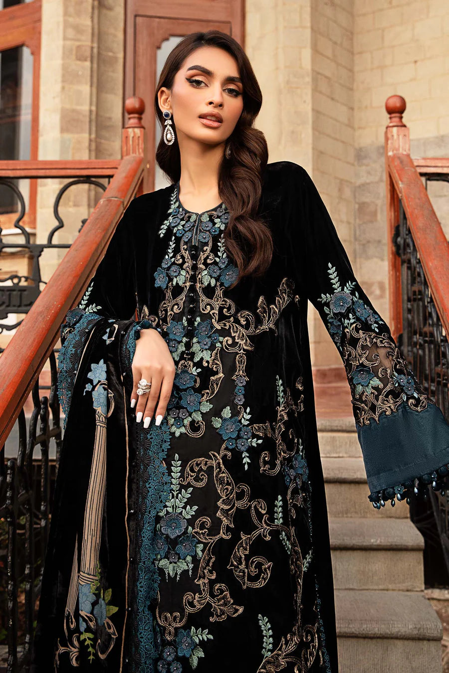 3 Piece Unstitched Embroidered Velvet Suit | DL-1208