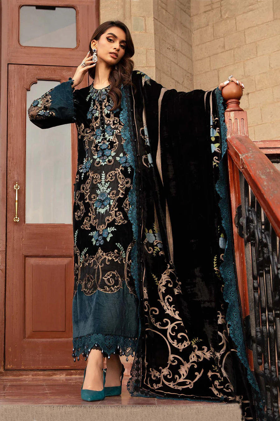 3 Piece Unstitched Embroidered Velvet Suit | DL-1208